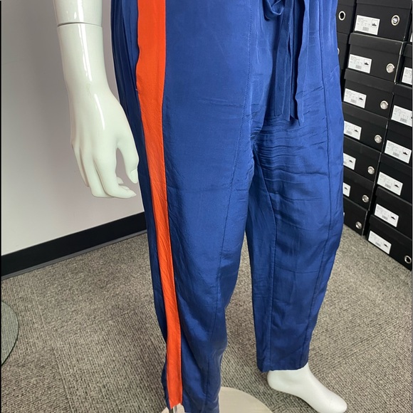 Tory Burch - Picture 1 of 3